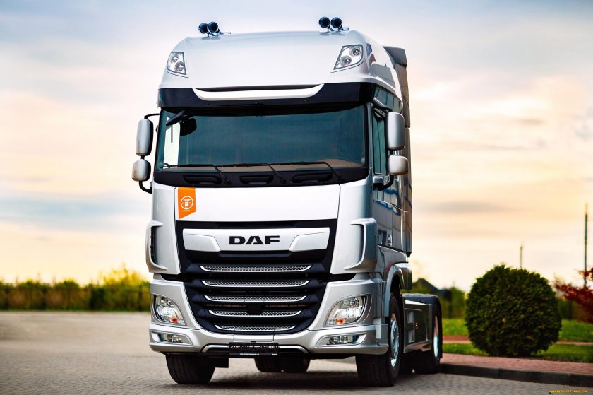 Фура DAF XF