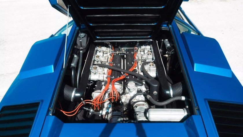 Двигатель ламборгини каунтач