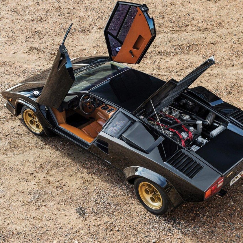 Lamborghini Countach lp400 s