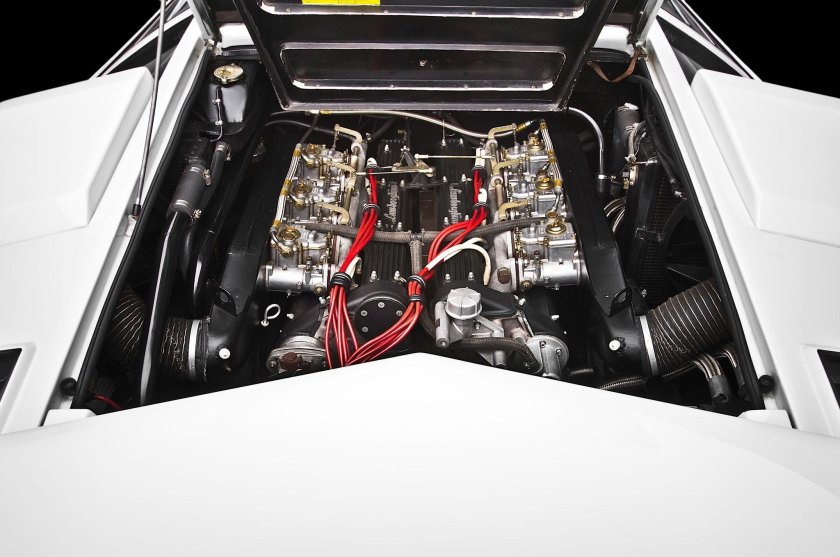 Lamborghini Countach LPI 800-4