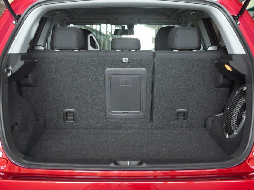 Mitsubishi Outlander 2011 багажник