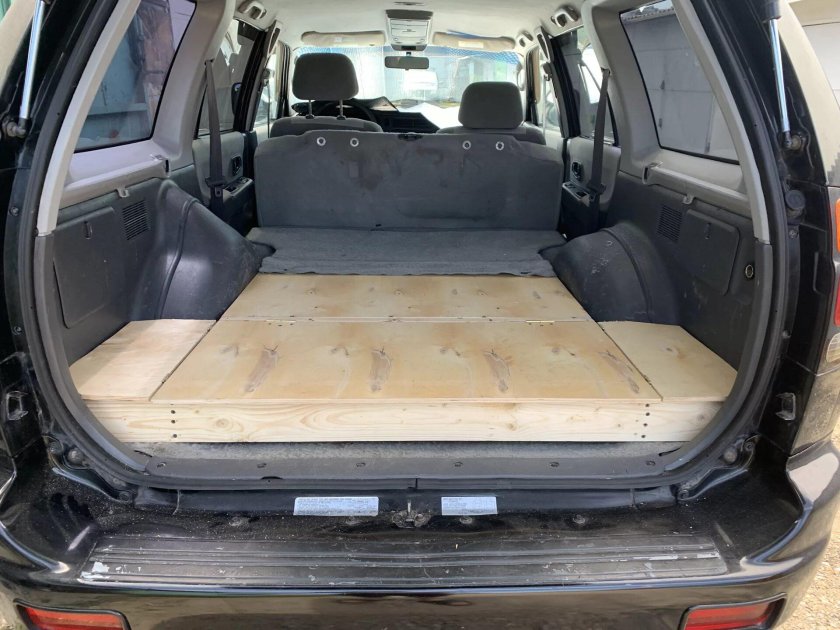 Митсубиси Паджеро спорт 1 салон багажник