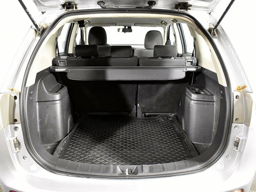 Митсубиси аутлендер багажник