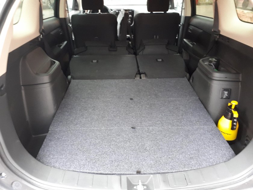 Митсубиси Аутлендер 2 багажник