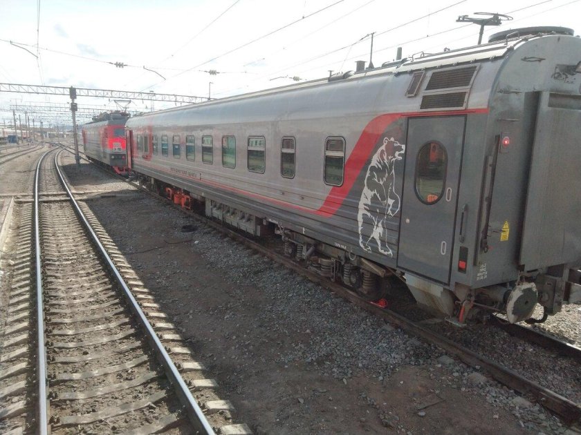 Поезд «россия» 001э владивосток — москва
