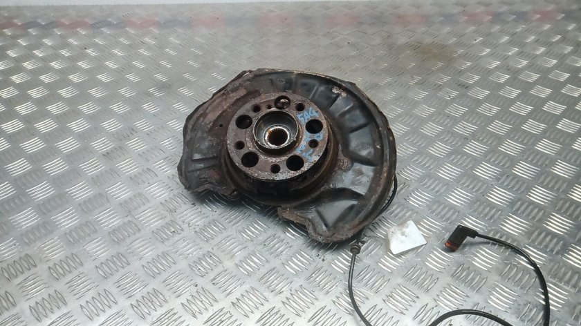 Ступица мерседес 190