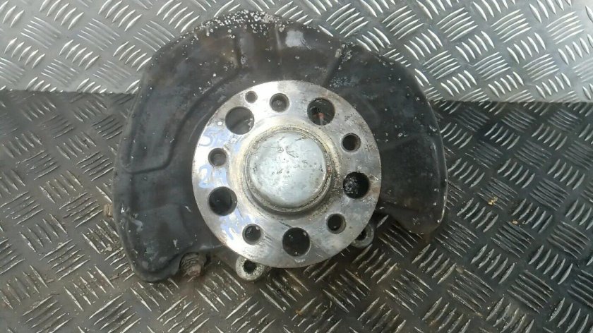 Ступица передняя mercedes benz