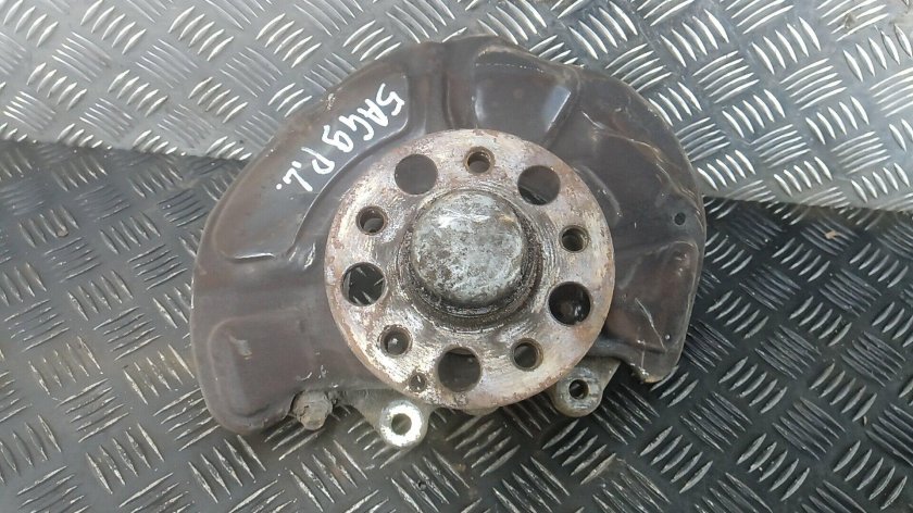 Передняя ступица