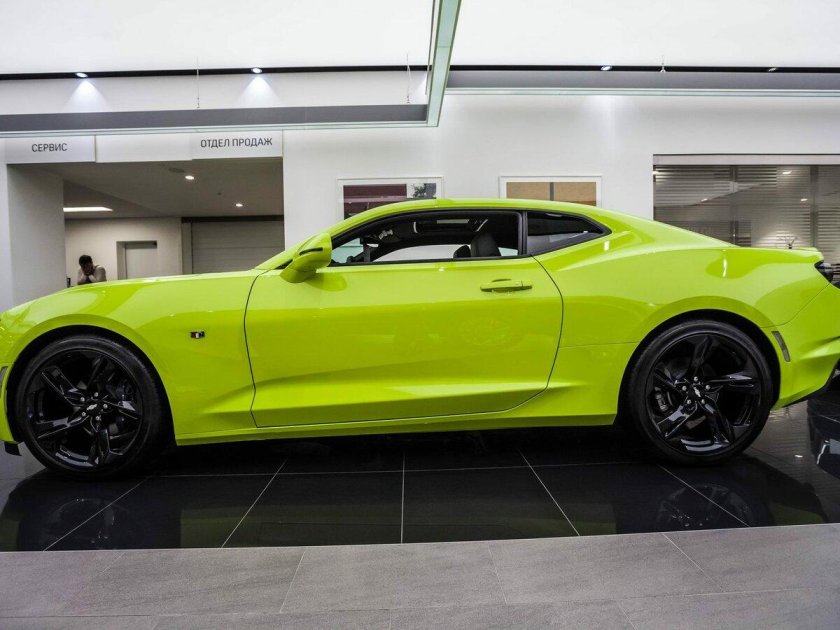 Шевроле Камаро 2021