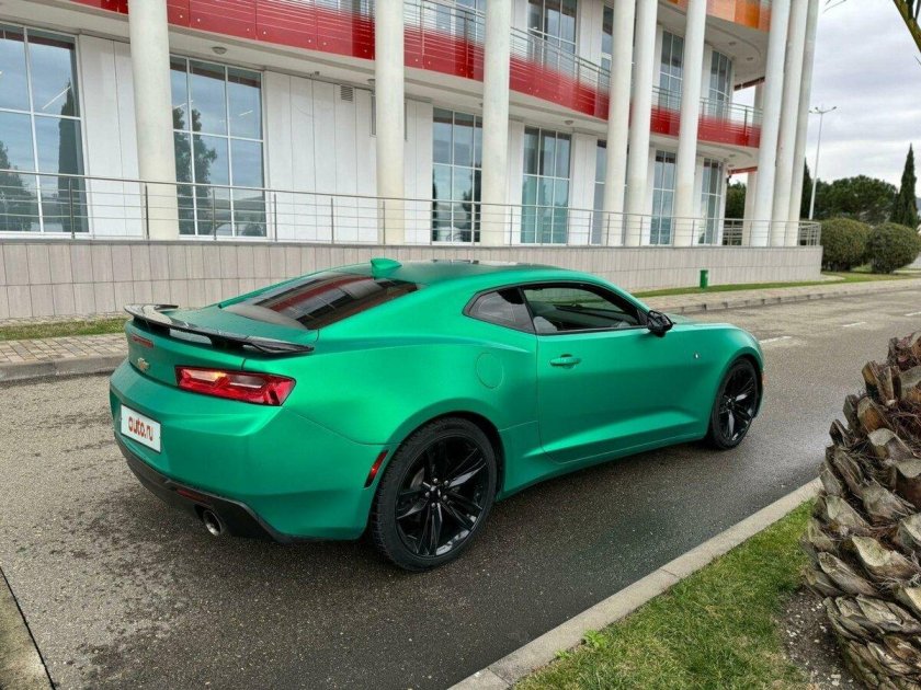 Chevrolet camaro шестое поколение