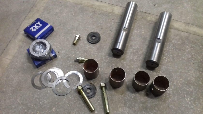 Комплект шкворня Донг Фенг