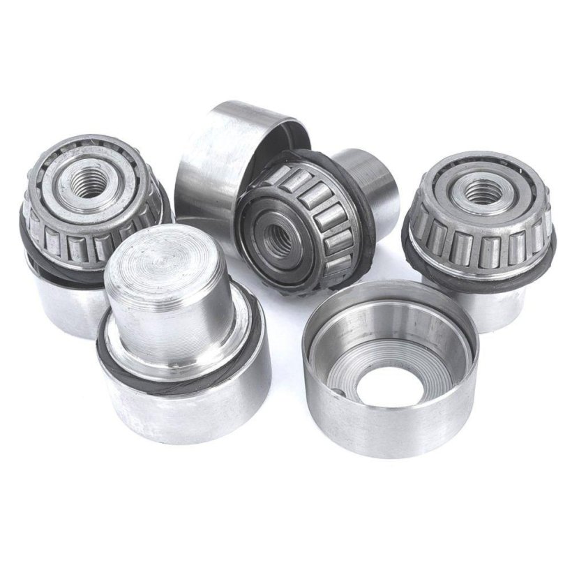 Шкворень УАЗ 452 на подшипниках