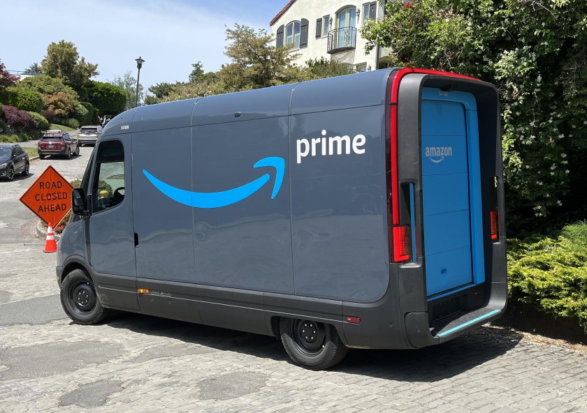 Электро-фургон rivian