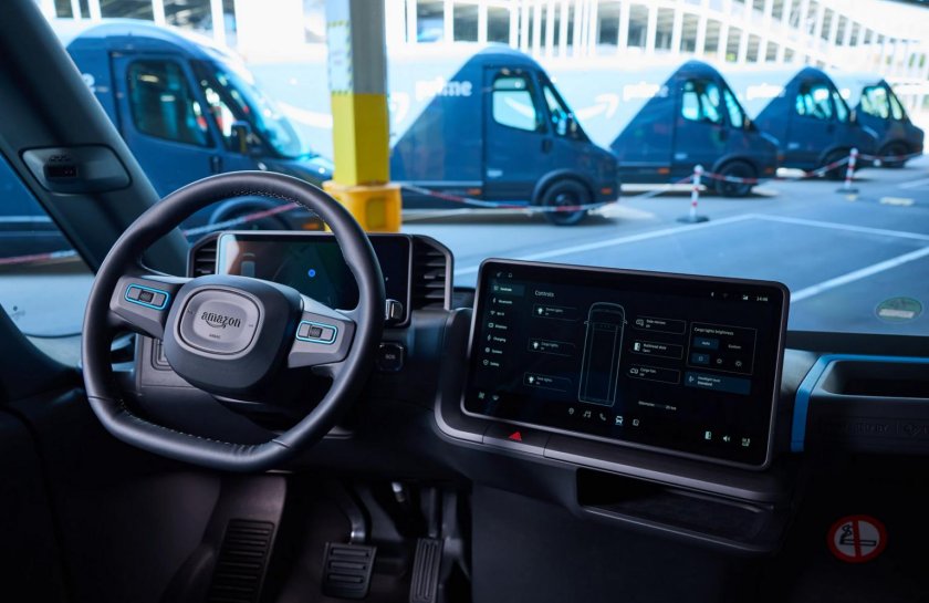 Электро-фургон Rivian