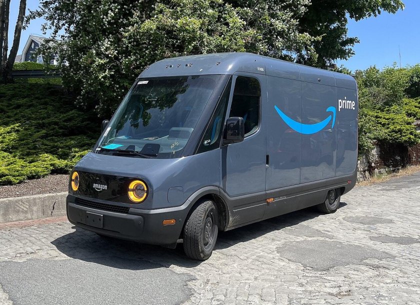 Грузовой электромобиль