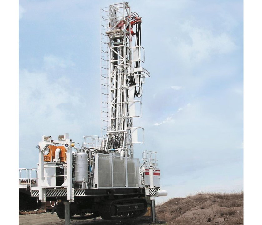 Станок буровой шарошечный СБШ-160/230 ДС/дм с дизельным приводом