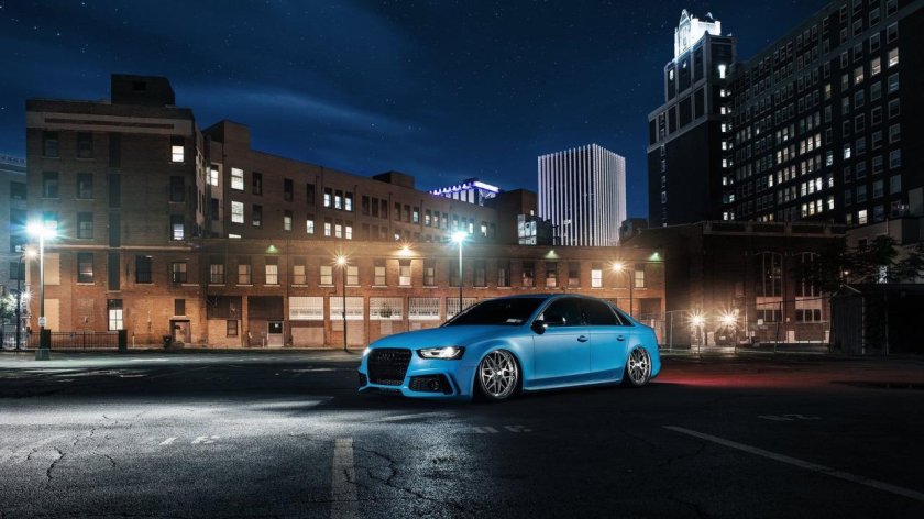 Машина ночью