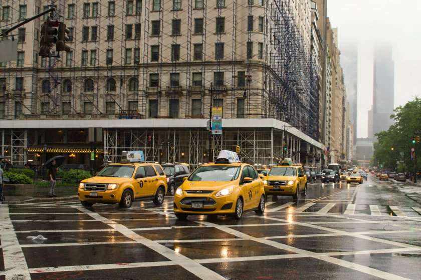 Машины в городе