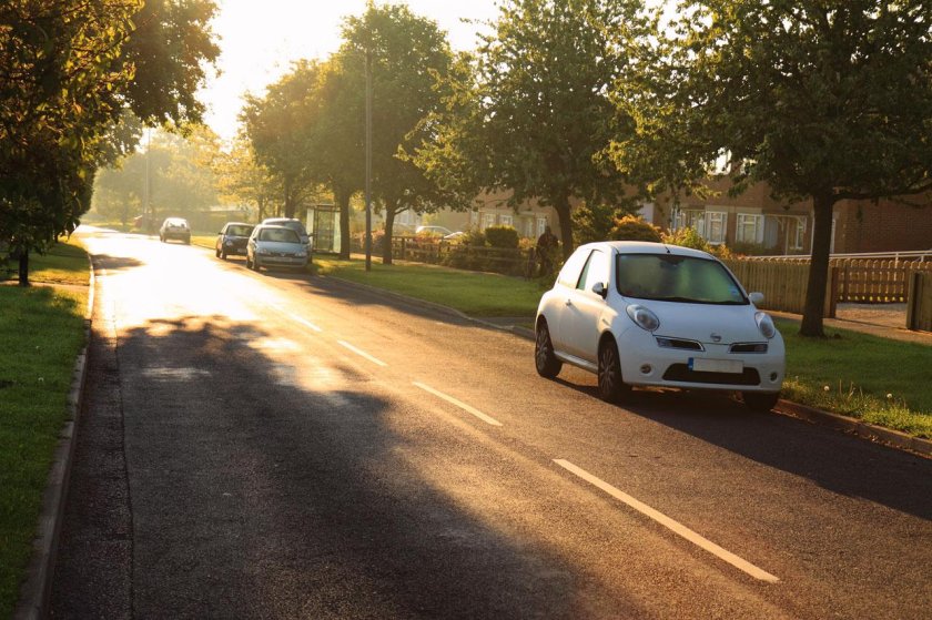 Дорога улица машины