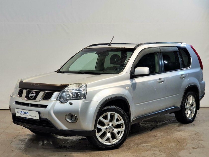 Nissan x Trail бежевый
