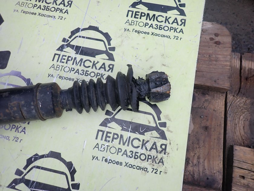 Карданный вал Санг енг Актион Нью