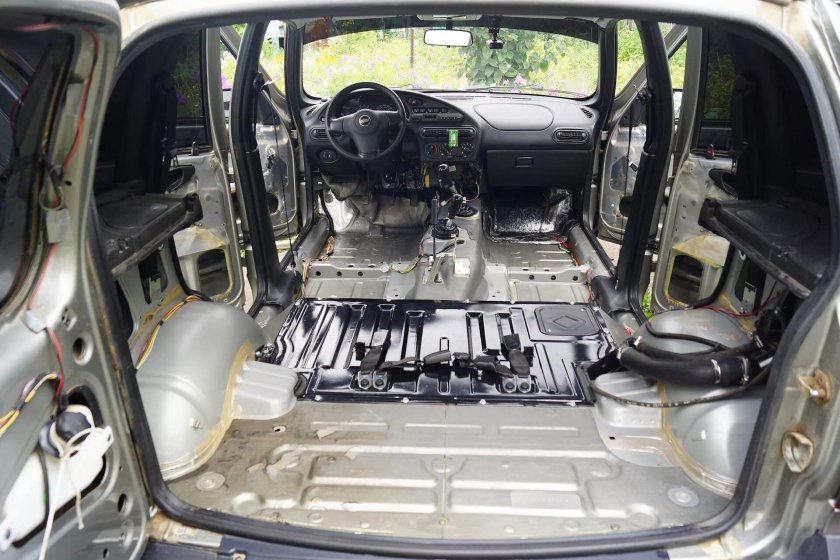 Пол кузова Нива Шевроле