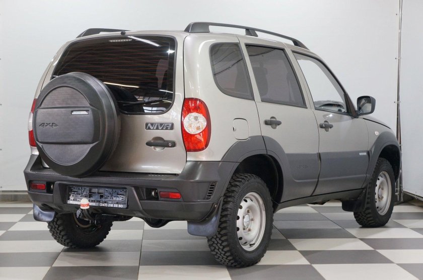 Chevrolet Niva 2012