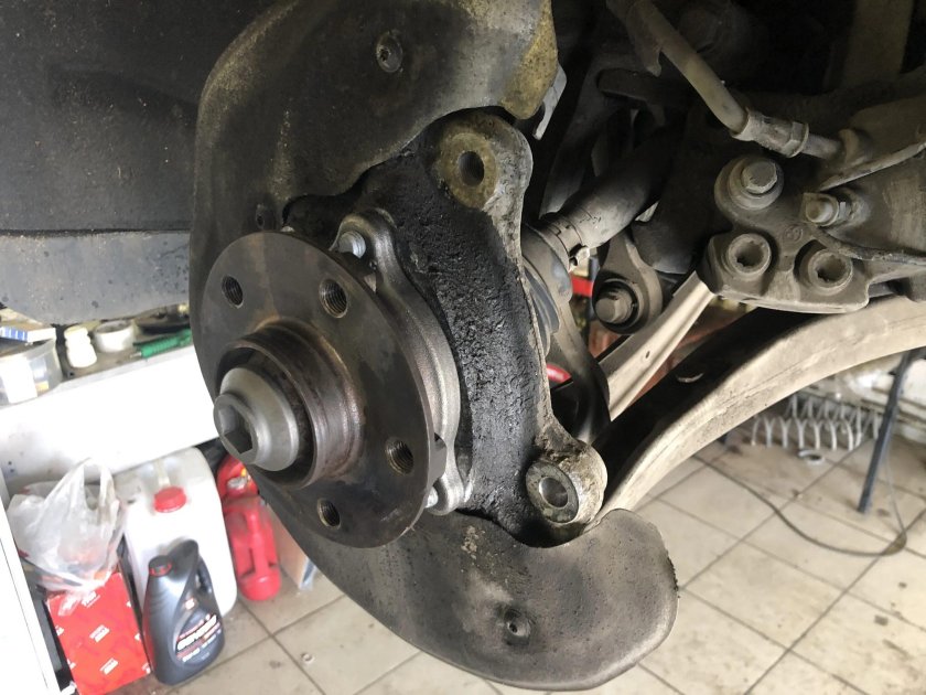 Ступица Audi a4 b8