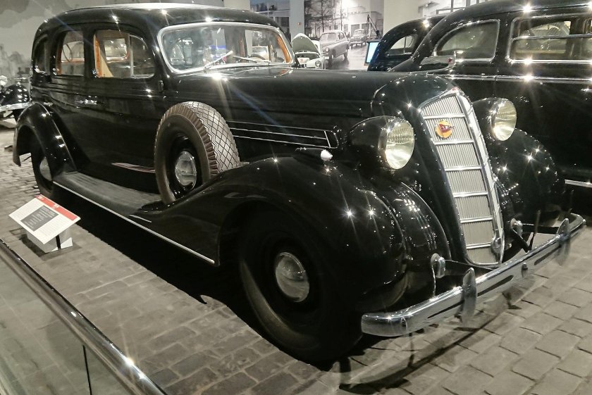 ЗИС-101 легковой автомобиль