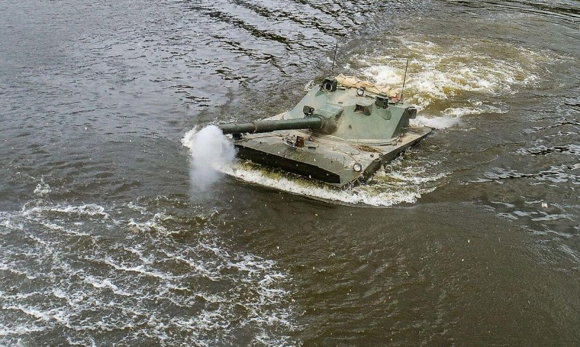 Легкий плавающий танк Спрут СДМ 1