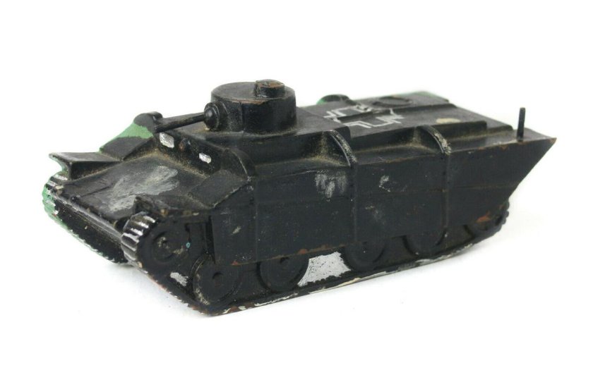 Танк амфибия