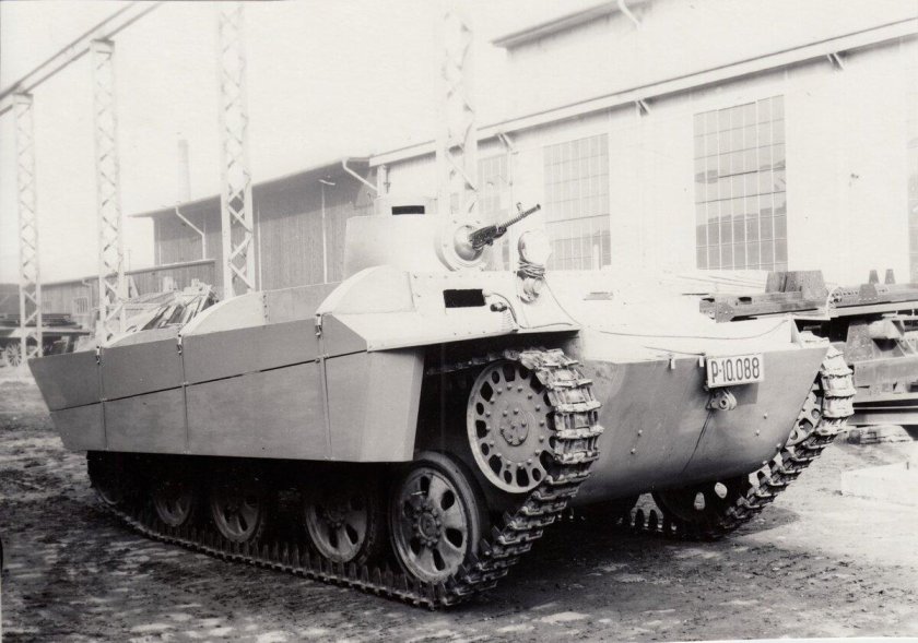 F-IV-H-экспериментальный плавающий танк