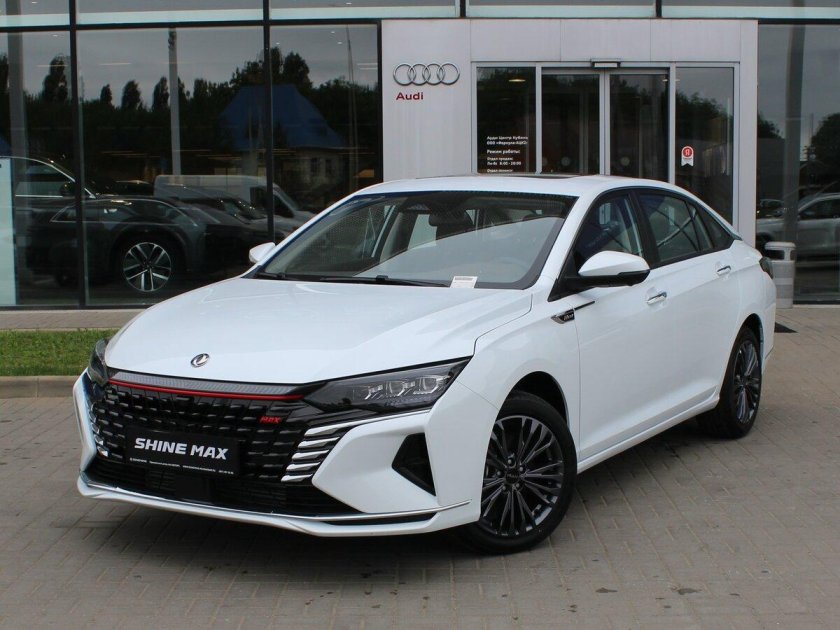 Машина dongfeng shine max