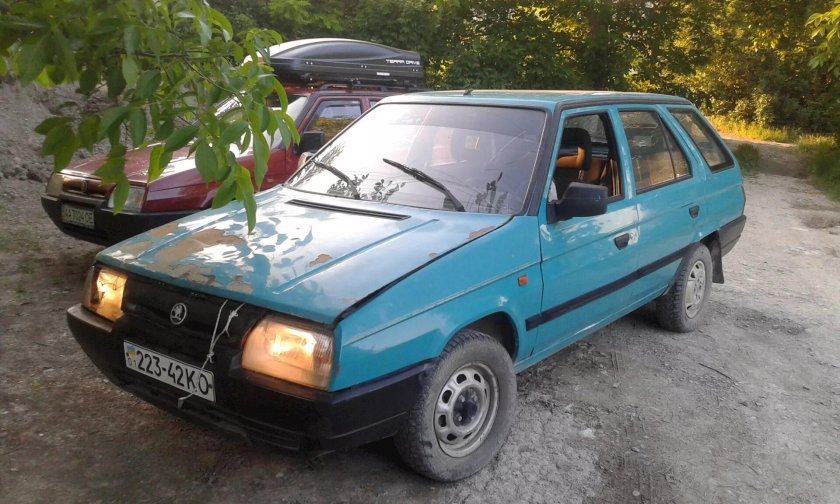 Шкода Форман 1993