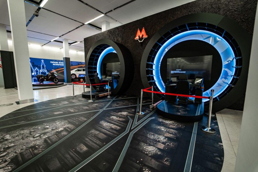 Выставка станция манеж