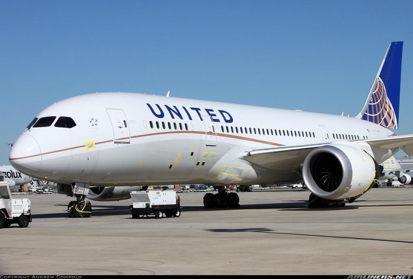 Боинг 787-8 united airlines