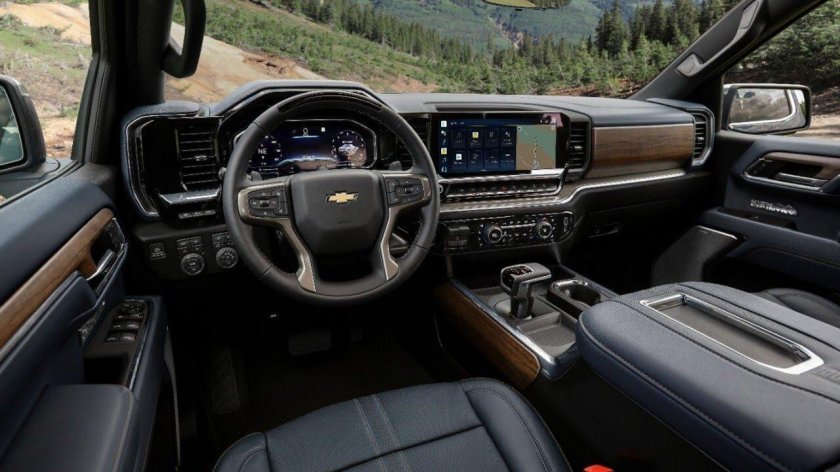 Шевроле Сильверадо 2022