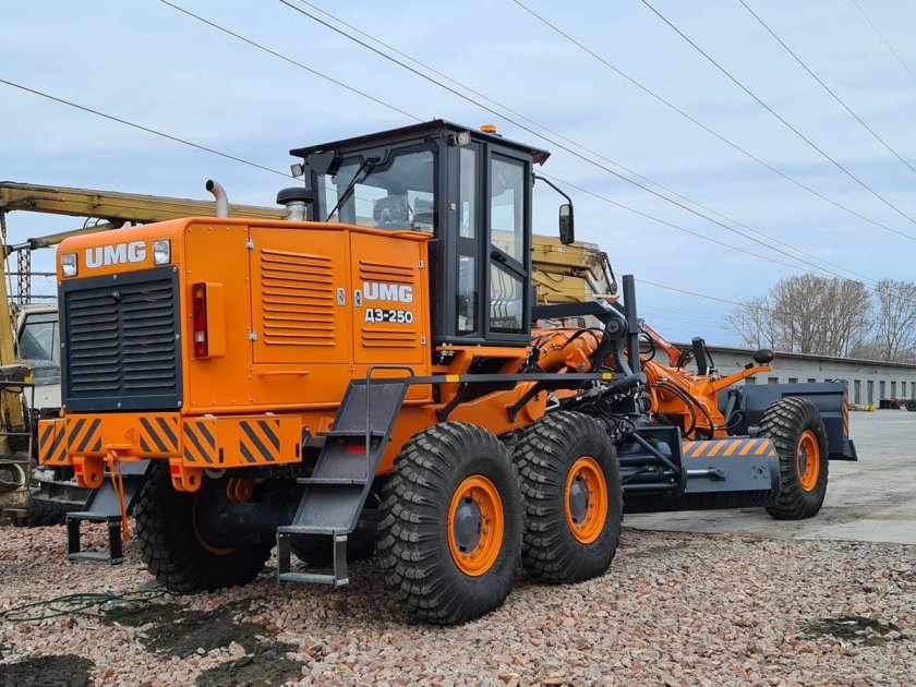 Автогрейдер umg - гс-14.02
