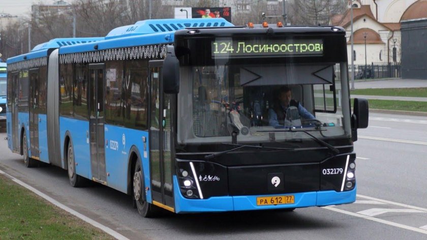 Автобус ЛИАЗ 6213