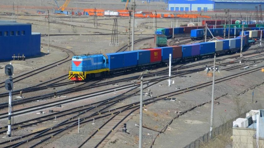 Станция Достык Алашанькоу