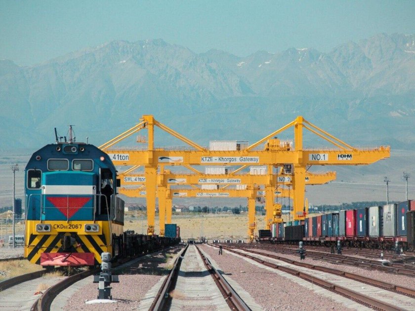 Порт Хоргос Китай