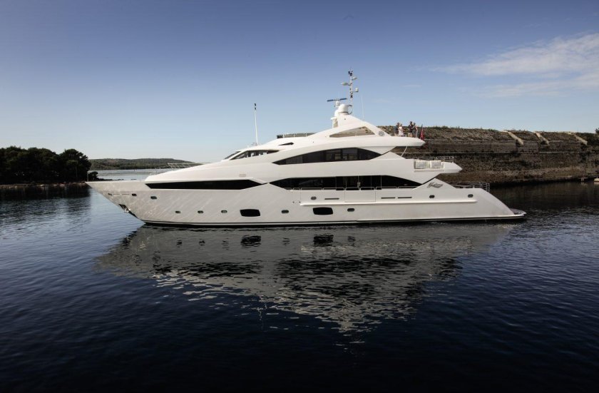 Sunseeker 40m
