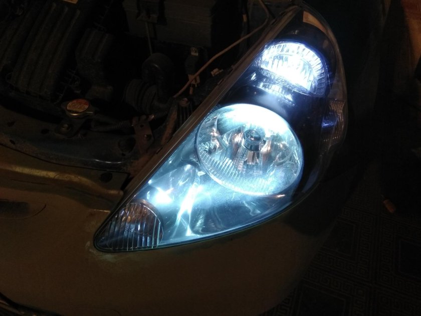 Хонда фит 2004 Габаритные лампочки