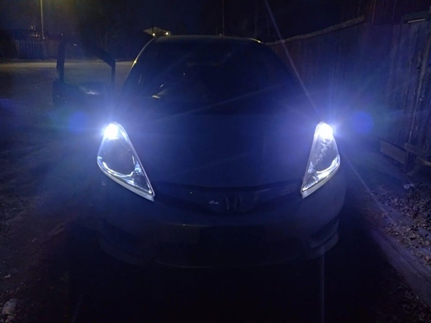 Лампа габаритов на Honda Fit Shuttle