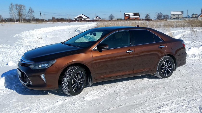 Тойота Камри 55 коричневая