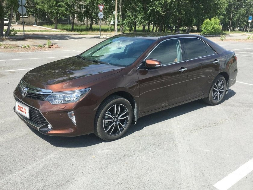 Тойота Камри xv50 коричневая