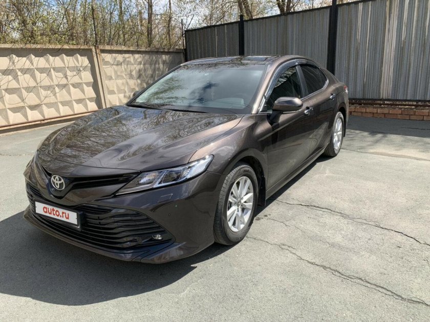 Toyota Camry VIII (xv70) 2.5