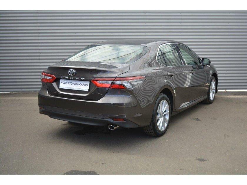 Тойота Камри Престиж 2015