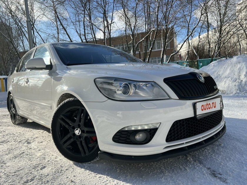 Skoda octavia a5 rs белая