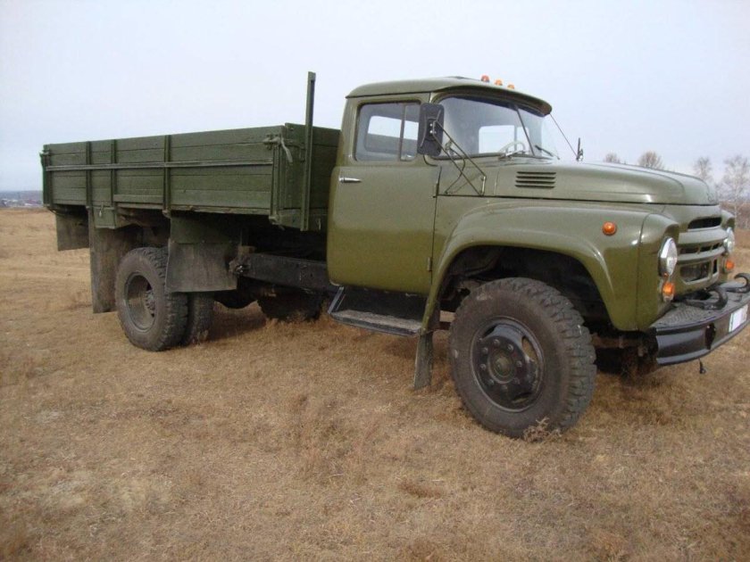 Грузовик ЗИЛ 130